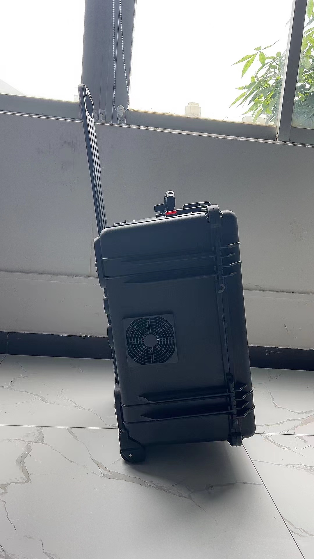 周至手拉箱型移动通信干扰器